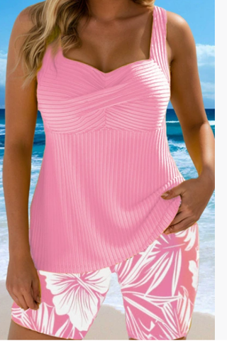 Divdaļīgs sieviešu bikini komplekts ar šortītēm