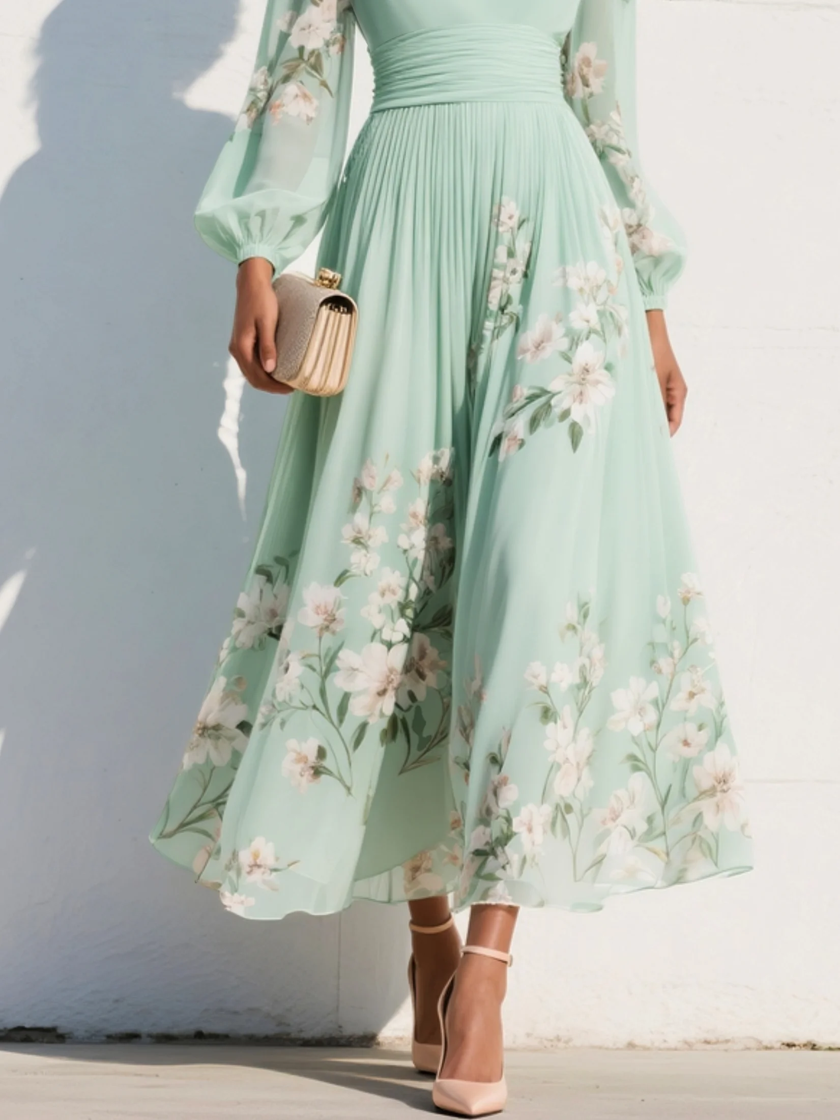 Sūzena | Eleganta kroku ziedu maksikleita